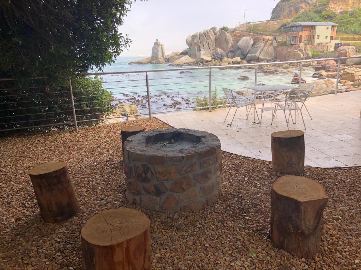 Flora Bay Resort Hout Bay Exterior photo